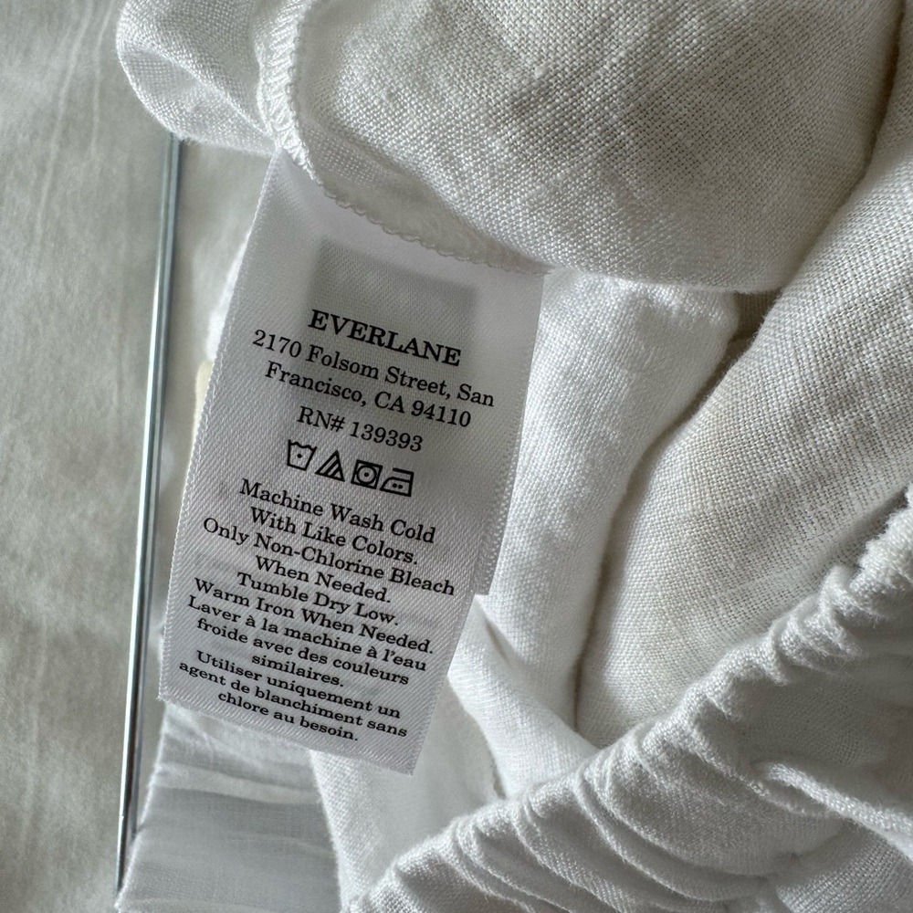 Everlane The Drawstring Boxer Short in Linen - Picture 5 of 7